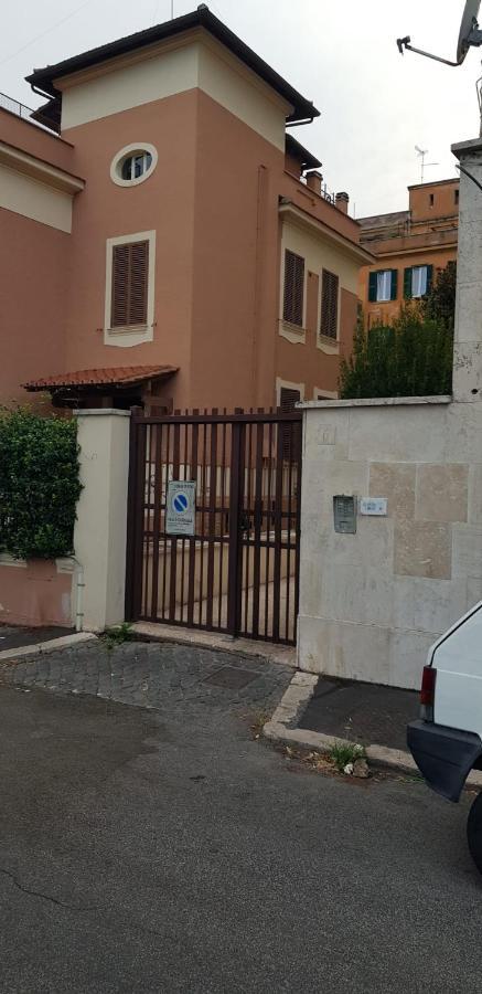 Trastevere Residenze Рим Екстериор снимка